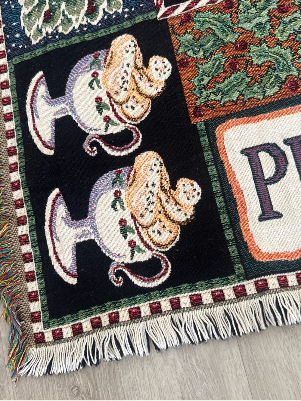 Goodwin Weavers Christmas Santa Old World Woven Tapestry Throw Blanket Bears - Picture 6 of 10
